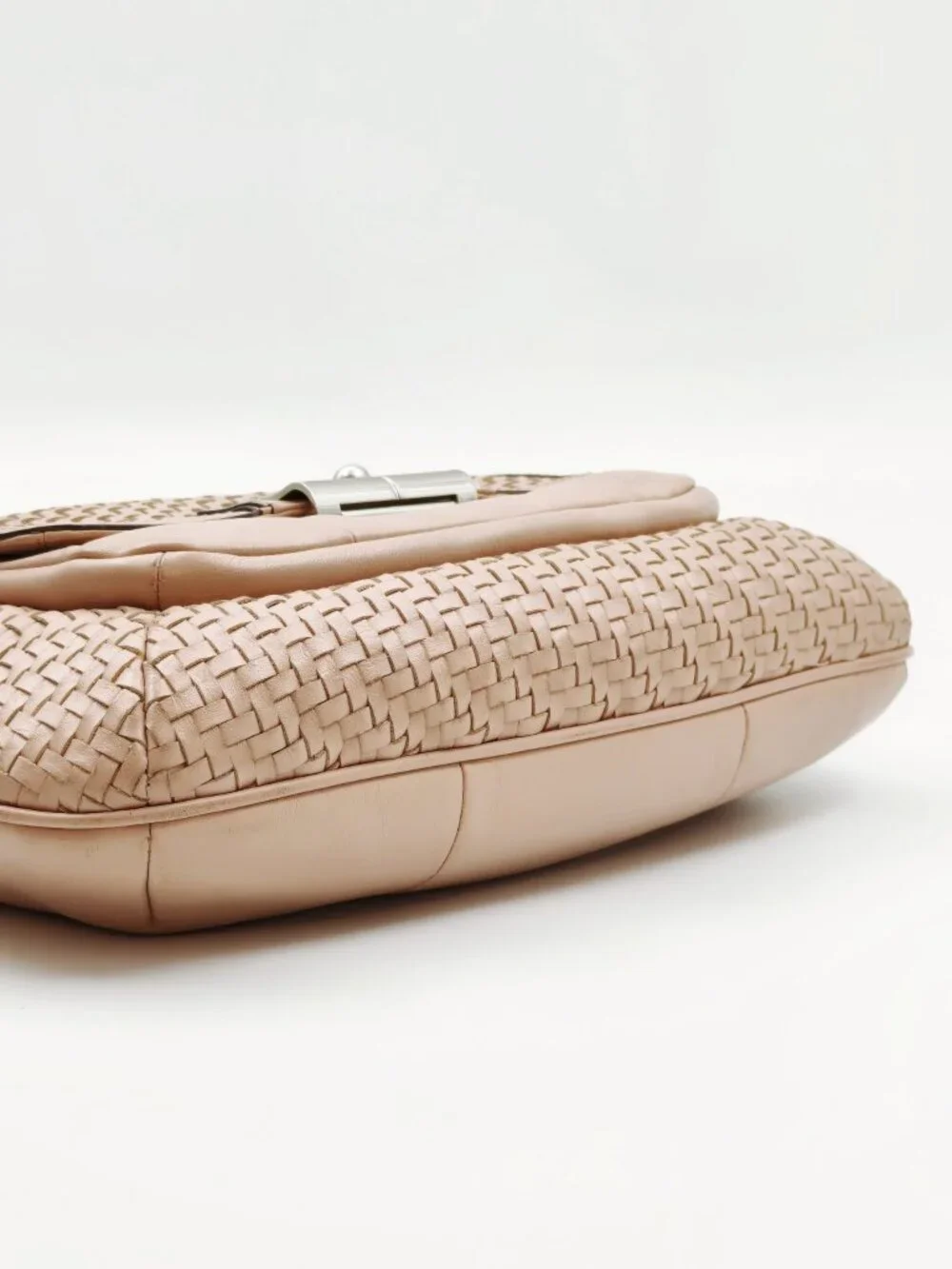 Coach Beige Woven Leather Hobo Shoulder Bag Turnlock Purse